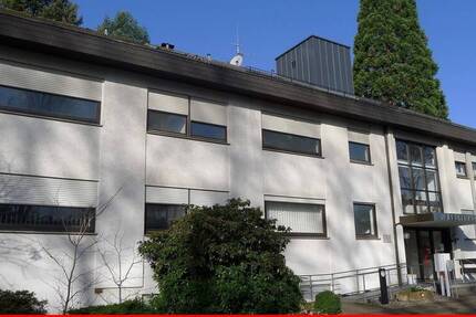 Gewerbeobjekt Achern - 6 Zimmer, 1.600&euro; | Angebot:25778874