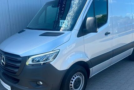 Mercedes-Benz Sprinter 179.336 km 22.699 &euro; Berlin 13055