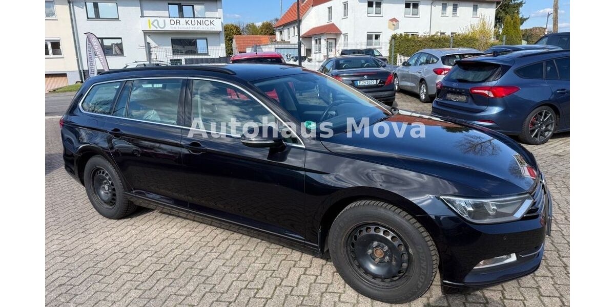 VW Passat Variant 218.000 km 9.489 &euro; Calden 34379