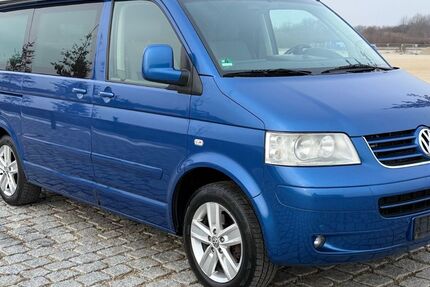 VW T5 Transporter 180.000 km 22.900 &euro; München 81677