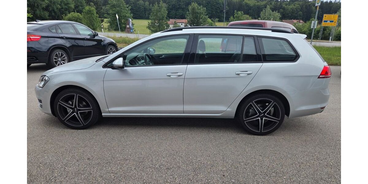 VW Golf 108.500 km 11.999 &euro; Schöfweg 94572