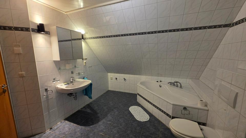 Maisonettenwohnung Sauensiek - 3 Zimmer, 117 m&sup2;, 1.700&euro; | Angebot:24770280