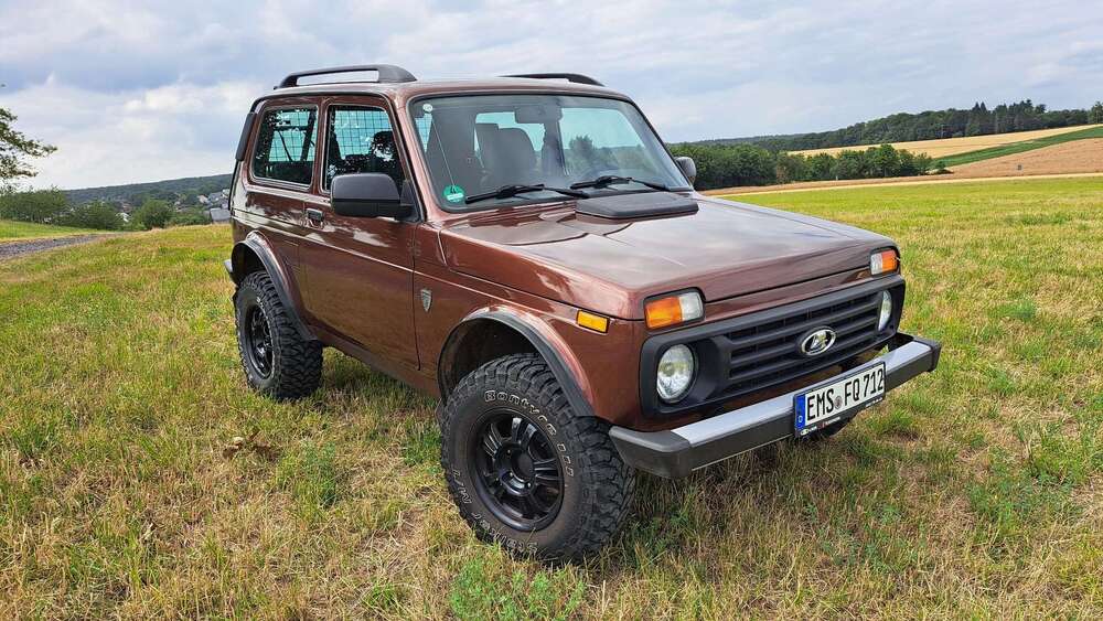 Lada 4x4 32.000 km 16.750 € Dachsenhausen 56340