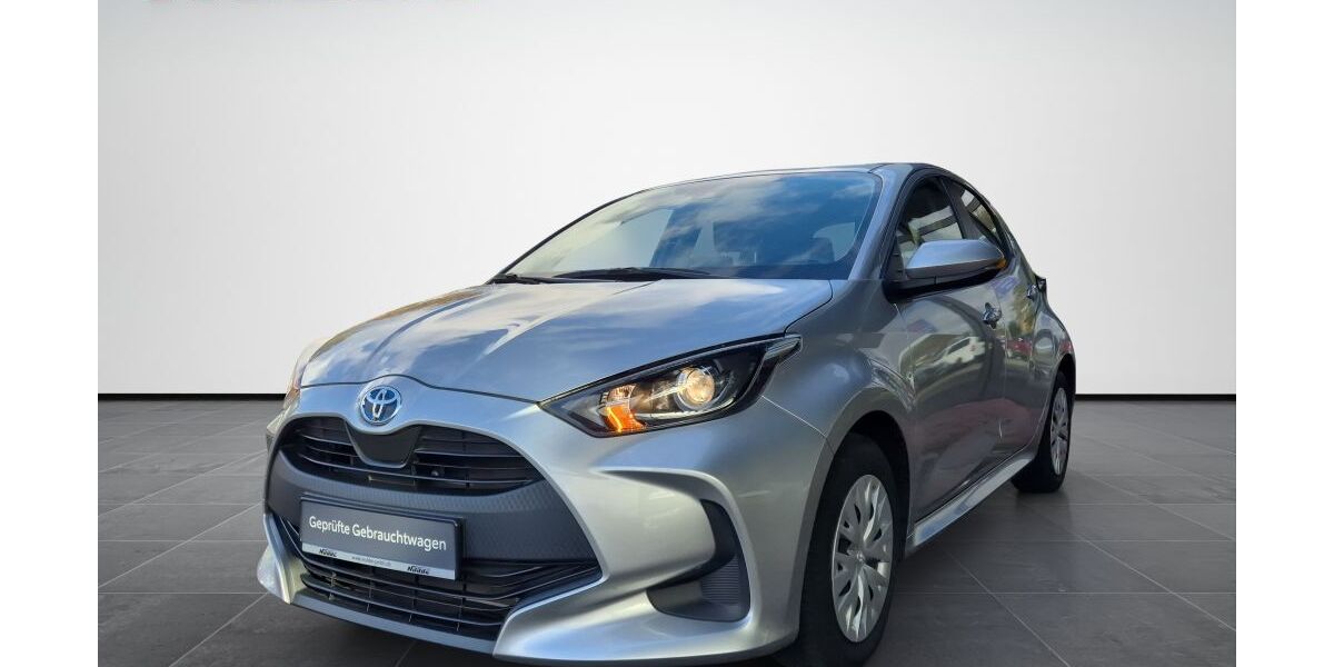 Toyota Yaris 19.400 km 19.480 € Hannover 30177