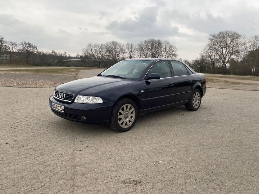 Audi A4 185.000 km 2.950 € Wolfsburg 38440