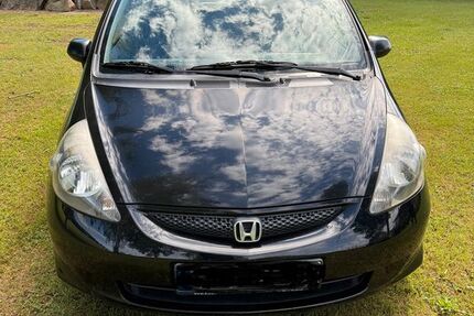 Honda Jazz 119.500 km 1.200 &euro; Winklarn 92559