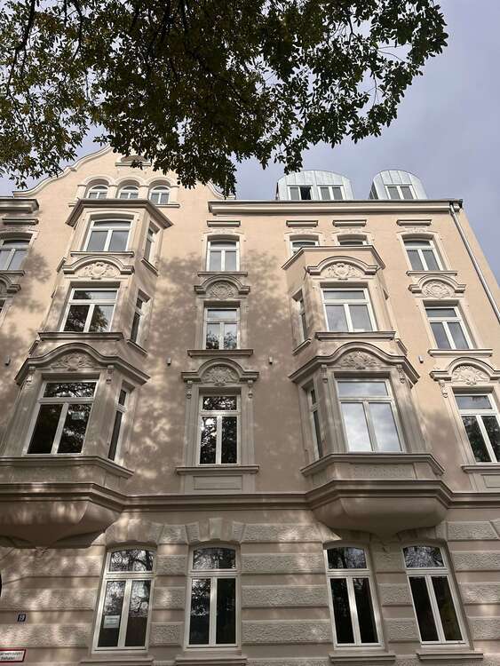 Wohnung zum Mieten in Augsburg 2.557,50 € 150.88 m² 5 zimmer