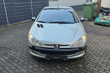 Peugeot 206 98.000 km 3.000 &euro; Sandhausen (Baden) 69207