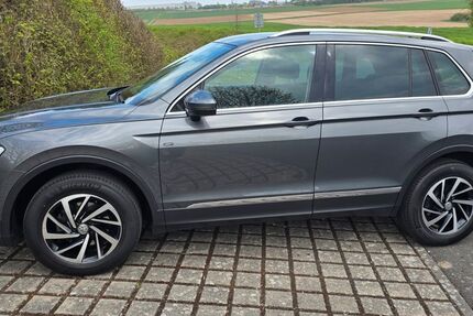 VW Tiguan 120.000 km 18.888 &euro; Edermünde 34295