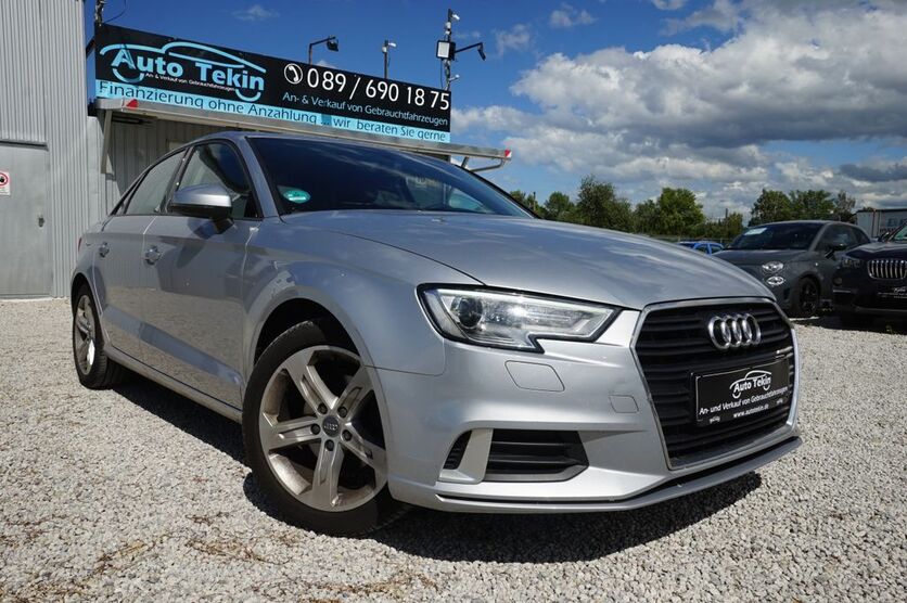 Audi A3 128.360 km 14.790 € München 81829