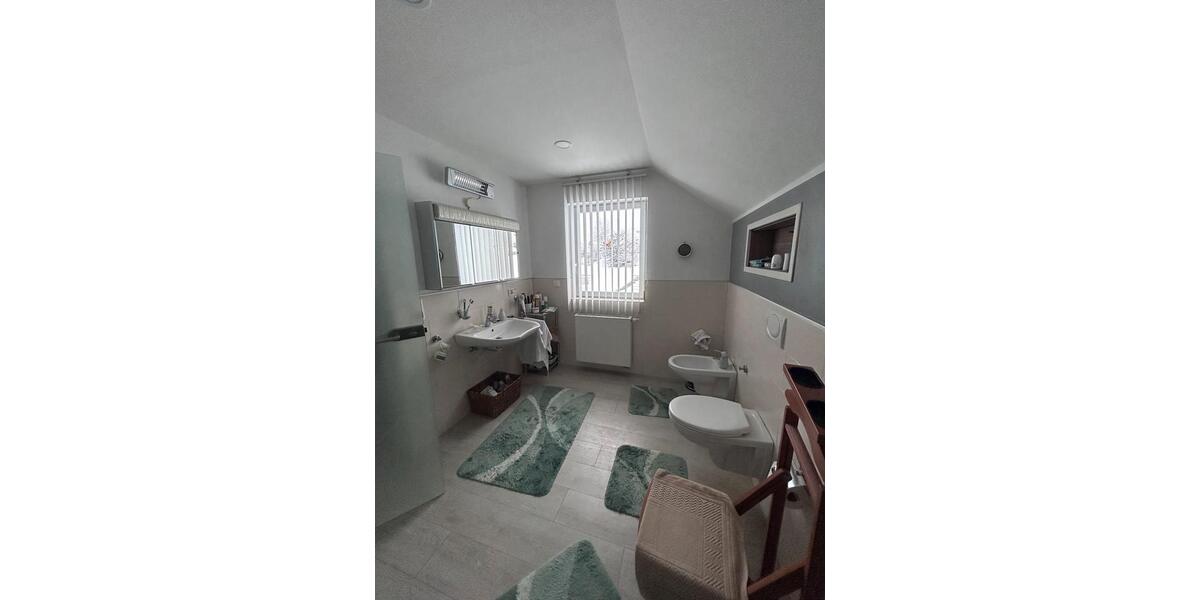 Großzügige 3-Zimmer Wohnung ohne weitere Wohneinheit 3 zimmer