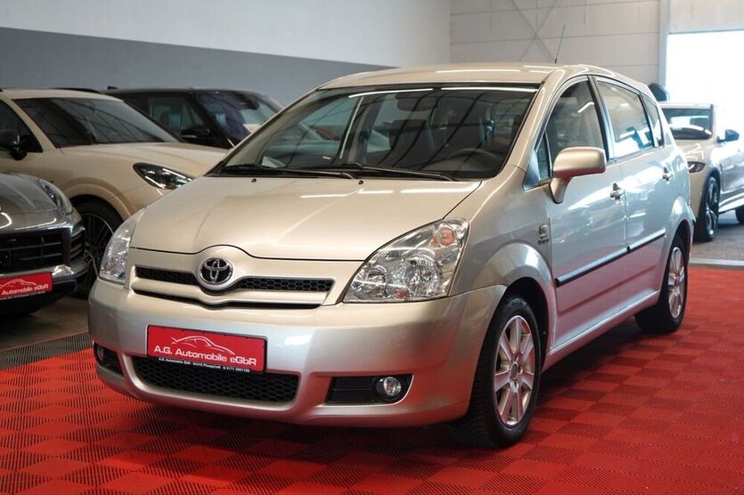 Corolla Verso