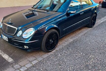 Mercedes-Benz E 500 256.500 km 4.999 &euro; Gebenbach 92274