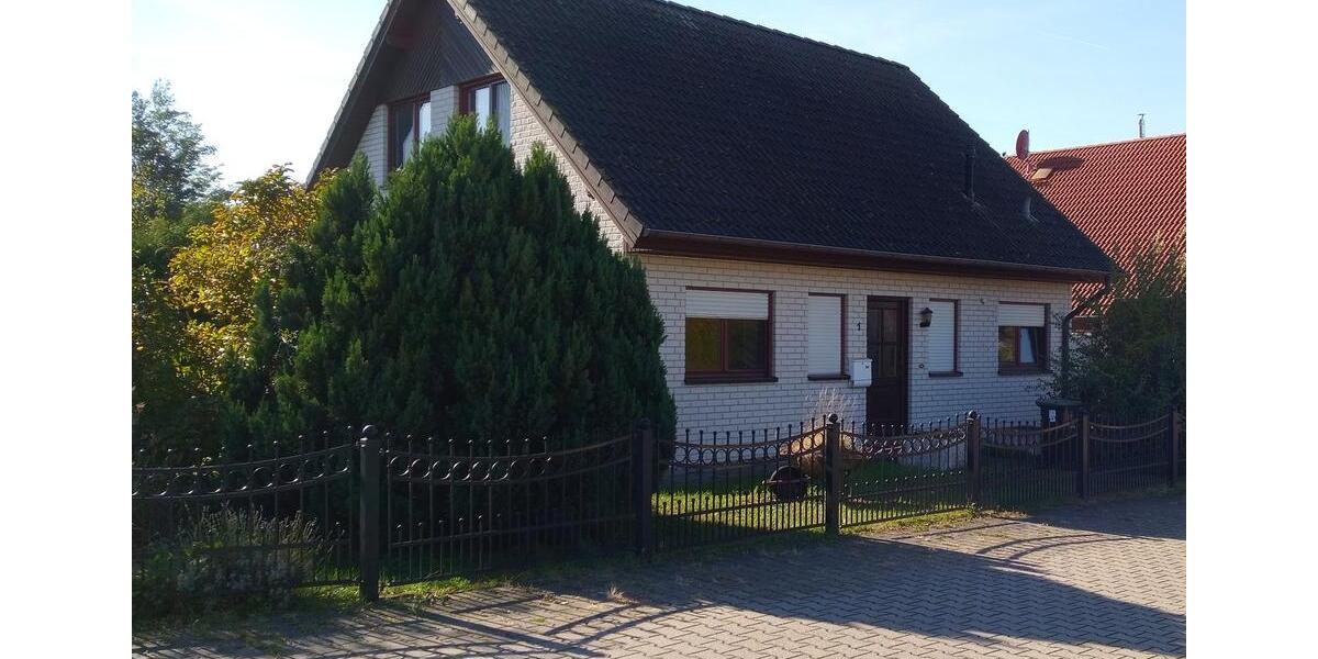 Einfamilienhaus Osternienburger Land - 5 Zimmer, 106 m&sup2;, 240.000&euro; | Angebot:25611472
