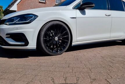 VW Golf 61.500 km 28.500 € Brande-Hörnerkirchen 25364