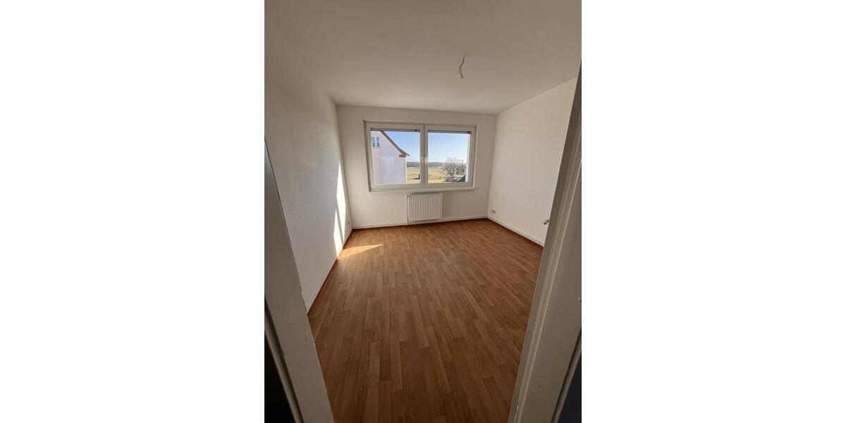 Etagenwohnung Neu Kaliß - 4 Zimmer, 73 m&sup2;, 500&euro; | Angebot:25352167