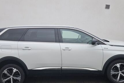 Peugeot 5008 124.000 km 17.199 &euro; Trier 54292
