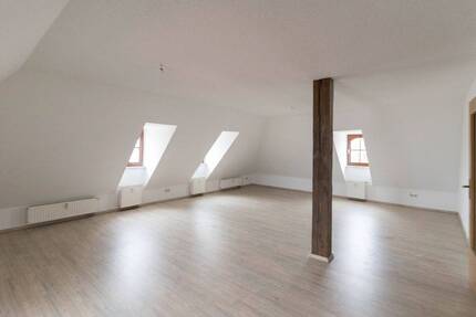 Zimmer Löbau Altlöbau - 4 Zimmer, 110 m&sup2;, 665&euro; | Angebot:26118089