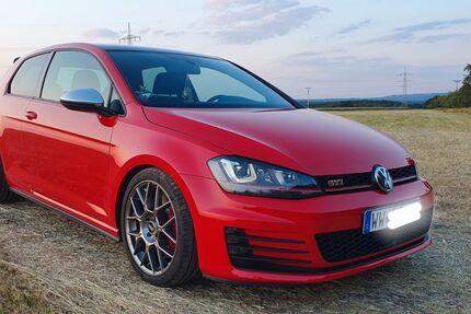 VW Golf 71.406 km 16.800 &euro; Steinebach 57629