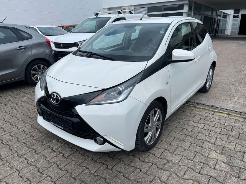 Aygo (X)