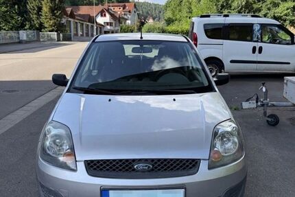 Ford Fiesta 142.000 km 1.549 &euro; Rodalben 66976