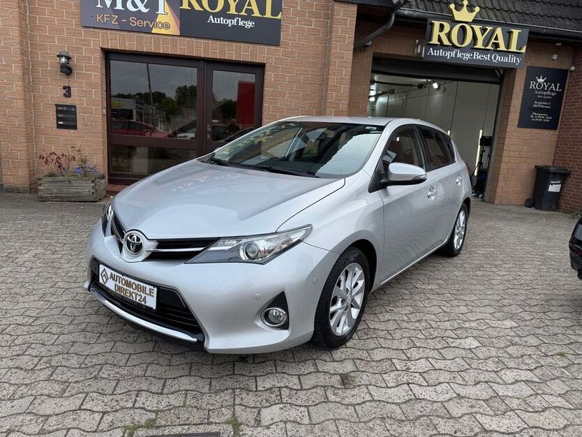Auris