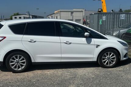 Ford S-Max 72.000 km 15.500 &euro; Köln 50735