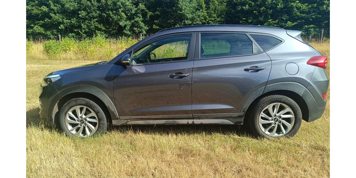 Hyundai TUCSON 69.000 km 15.450 &euro; Mehlbach 67735