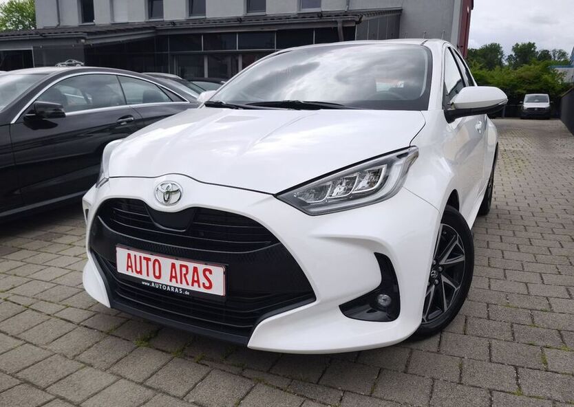 Yaris