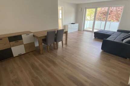 Wohnung Schrobenhausen - 4 Zimmer, 102 m&sup2;, 1.330&euro; | Angebot:26376805