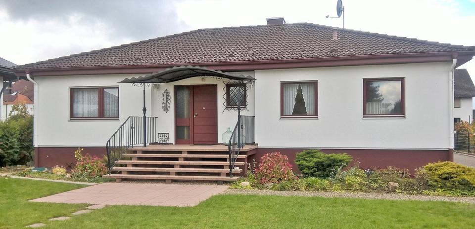 Bungalow Babenhausen - 4 Zimmer, 156 m&sup2;, 1.650&euro; | Angebot:26327929