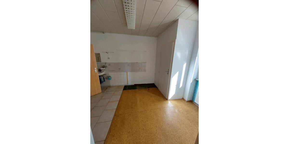 Reihenhaus Pößneck - 6 Zimmer, 112 m&sup2;, 89.000&euro; | Angebot:26656233