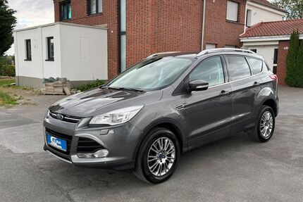 Ford Kuga 123.000 km 9.800 &euro; Erwitte 59597