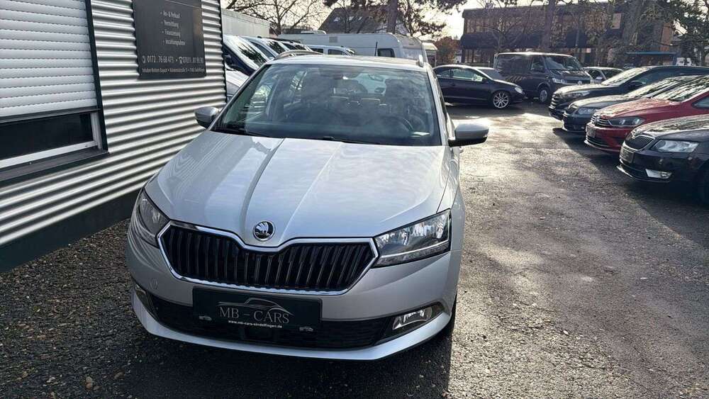 Skoda Fabia 104.465 km 11.990 &euro; Sindelfingen 71065