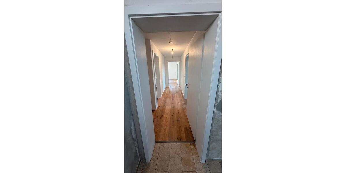 Etagenwohnung Vilsbiburg - 2 Zimmer, 72 m&sup2;, 799&euro; | Angebot:26123392