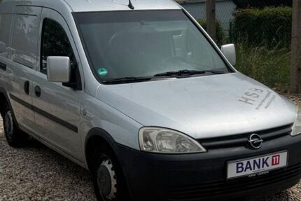 Opel Combo 139.921 km 3.999 &euro; Bad Lauchstädt 06246