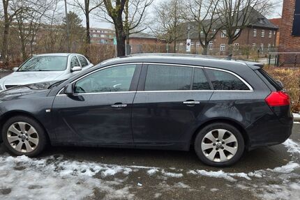 Opel Insignia 298.000 km 2.500 &euro; Lübeck 23566