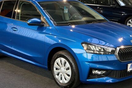 Skoda Fabia 18.900 km 16.350 € Bremerhaven 27568