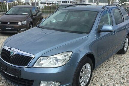 Skoda Octavia Ambition,Klimaaut.,PDC,ESP,1 Hand! 197.000 km 5.450 &euro; Himmelkron 95502