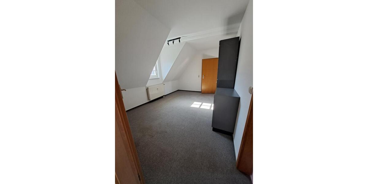 Dachgeschoßwohnung Mühlhausen (Thüringen) - 3 Zimmer, 80 m&sup2;, 464&euro; | Angebot:25431372