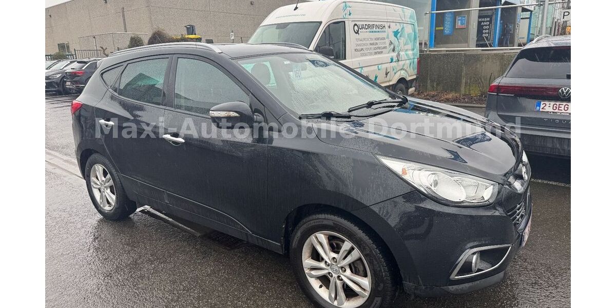 Hyundai ix35 205.000 km 6.660 &euro; dortmund 44369