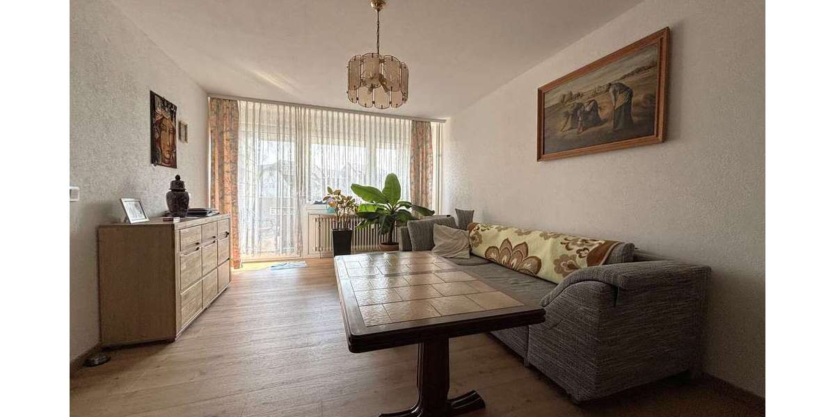 Etagenwohnung Buchen (Odenwald) - 3.5 Zimmer, 81 m&sup2;, 190.000&euro; | Angebot:25966370