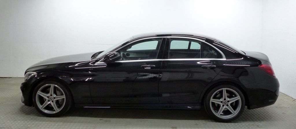 Mercedes-Benz C 250 153.000 km 22.490 &euro; Berlin 13439