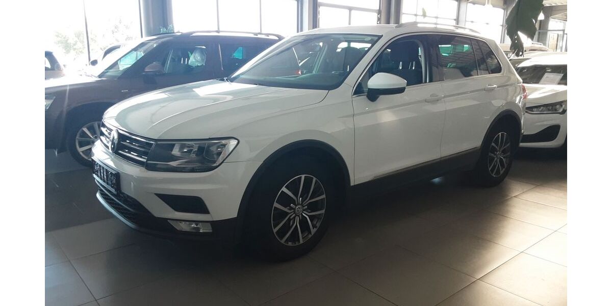 VW Tiguan 72.600 km 17.890 &euro; Monschau (bei Aachen) 52156