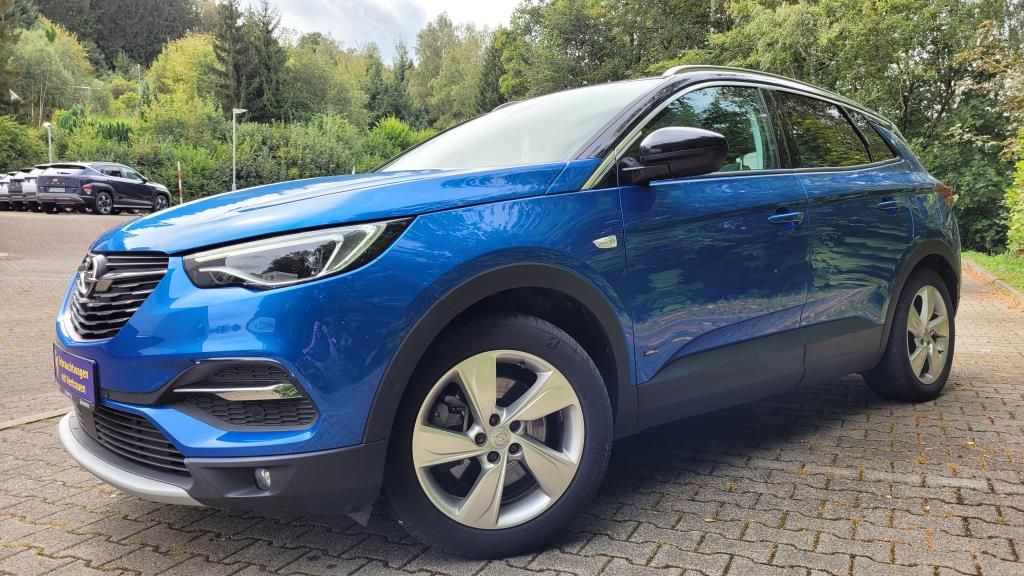 Opel Grandland (X) 18.999 km 24.990 &euro; Schneeberg 08289