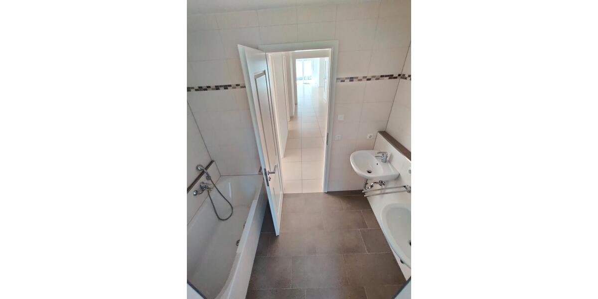 Erdgeschoßwohnung München Trudering-Riem - 5 Zimmer, 149 m&sup2;, 1.199.000&euro; | Angebot:26852444