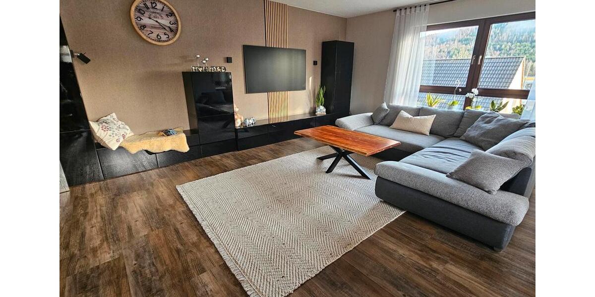 Etagenwohnung Kreuztal - 4 Zimmer, 110 m&sup2;, 269.000&euro; | Angebot:25381589