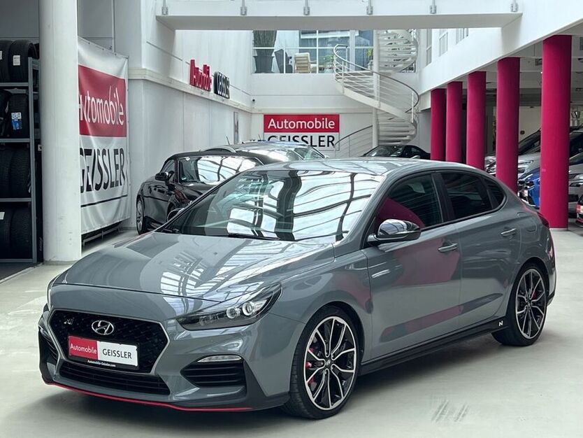 i30
