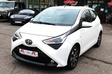 Toyota Aygo (X) 48.880 km 10.950 &euro; Nürnberg 90475