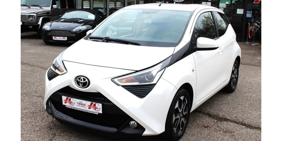 Toyota Aygo (X) 48.880 km 10.950 &euro; Nürnberg 90475